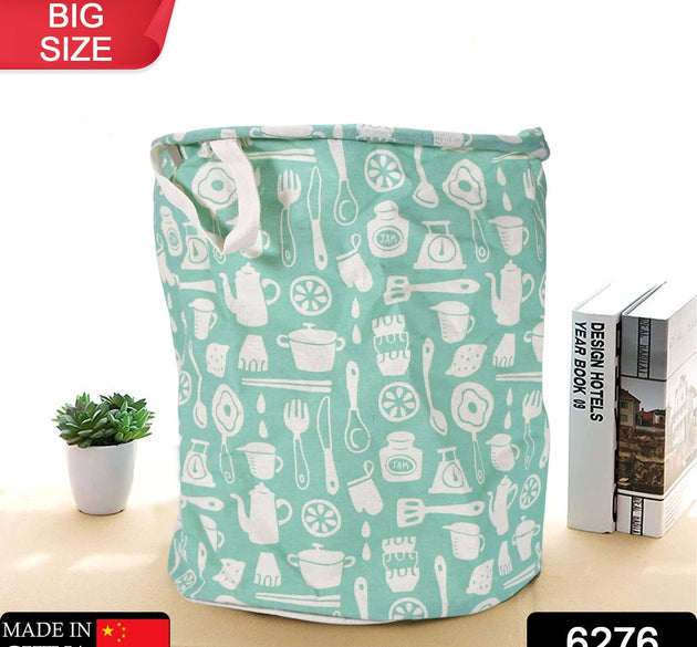 Collapsible laundry storage bag with handles