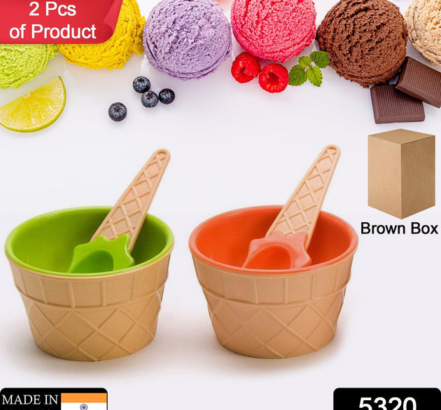 Ice cream bowls and spoons set