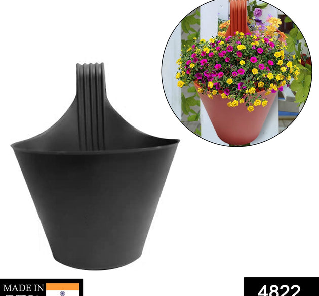 Hanging Planter Pot used for storing and holding plants and flowers in it and this is widely used in in all kinds of gardening and household places etc.