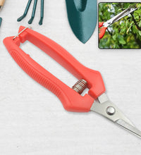 Heavy-duty garden scissors with non-slip grip, perfect for pruning flowers and fruit trees.