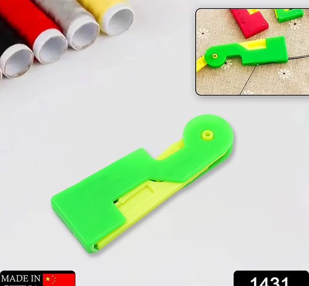 Automatic needle threading device in multicolour with clear instructions