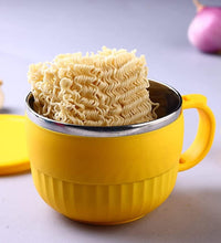 Yellow and white bowl with lid, easy for serving breakfast, fruits, and snacks. Dishwasher safe and easy to carry.