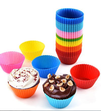 Cupcake baking mould in silicone, reusable.