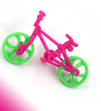 Set of 30 small toy bicycles for children’s play