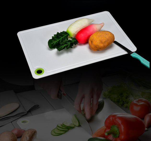 Plastic chopping board for fruits and vegetables