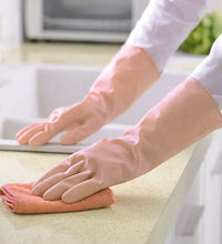 Rubber cleaning gloves for various tasks