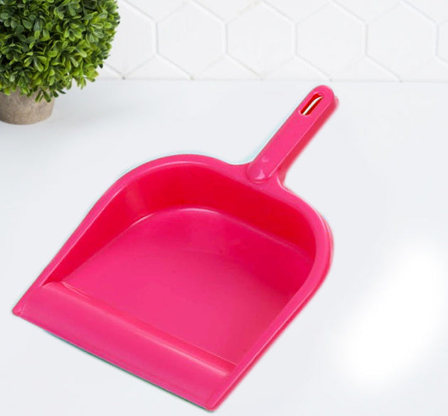 Multi-surface plastic dustpan with handle, durable for everyday use.