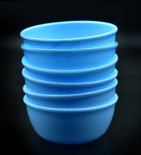 Unbreakable plastic bowls for kitchen use, set of 6.