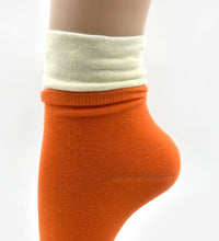 Classic socks with a breathable and soft feel