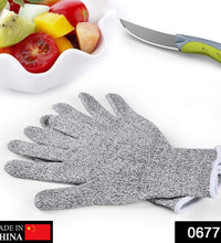 Cut-proof safety gloves for kitchen or industrial use.