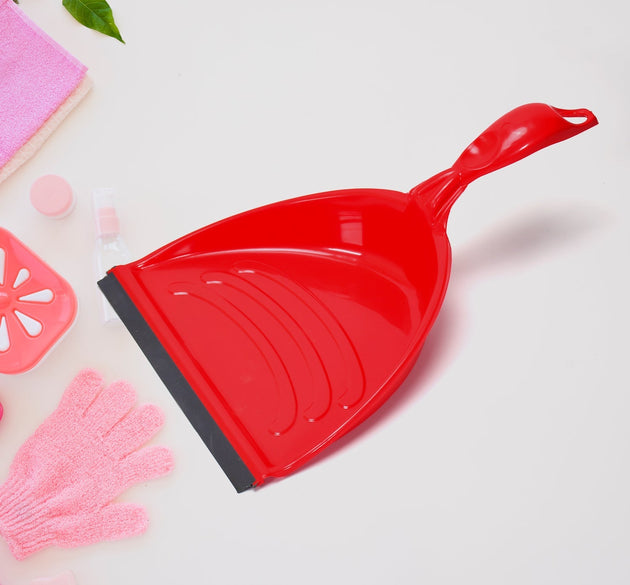 Dustpan set with long handle for easy cleaning.