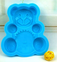 Set of 4 animal moulds for baking and crafting