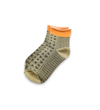 Comfortable socks with a classic design and thickened fabric