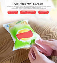 Mini heat sealing tool for plastic bags