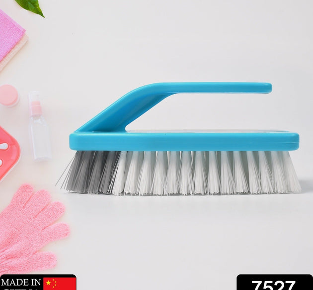 Cleaning brush handle