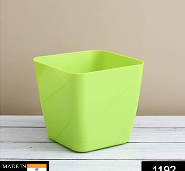 Square flower pot for indoor or outdoor gardening