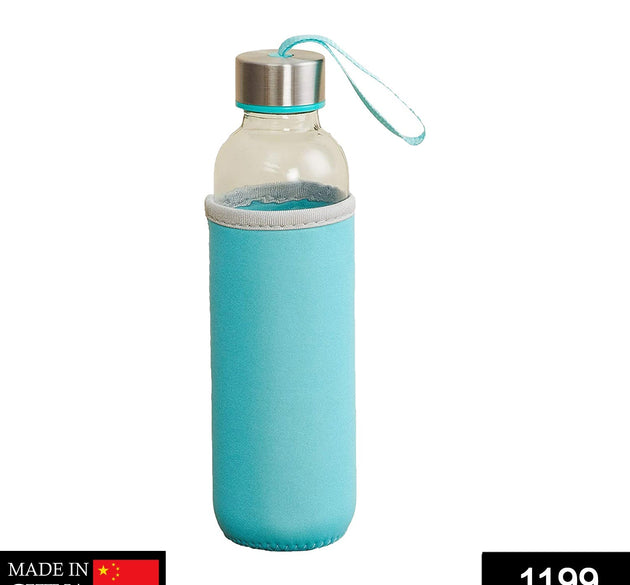 Glass water bottle with cover, 500 ml, stylish and portable.