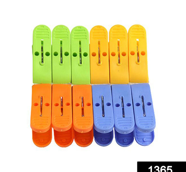 Strong plastic clips for cloth drying in assorted colors.