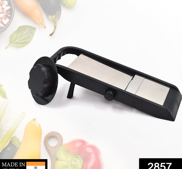 Multipurpose kitchen slicer