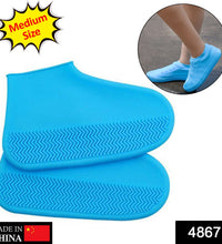 Waterproof foldable shoe covers with non-slip grip