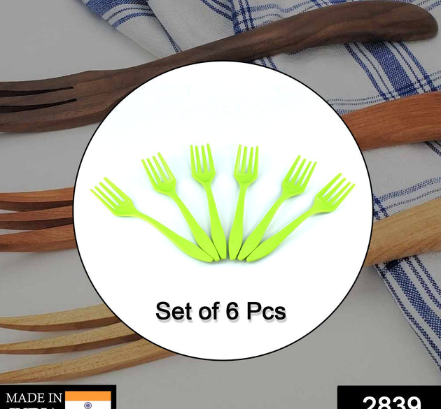 Small plastic serving fork set 6 pieces.