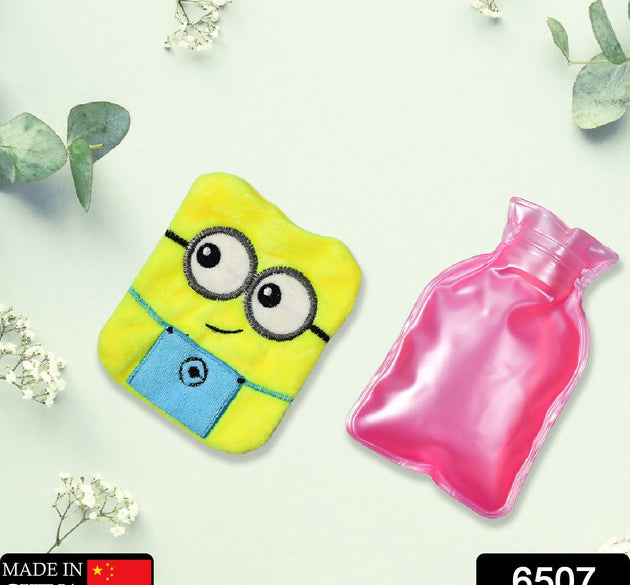 2-eye Minions hot water bag with cover for pain relief and warmth