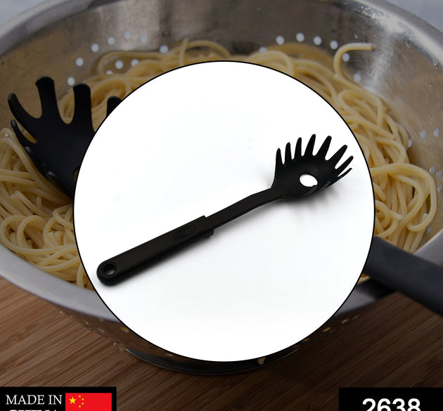 Pasta server in use