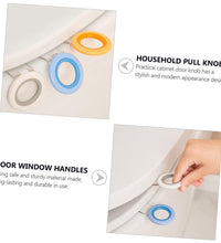 Toilet seat lifter with ergonomic handle for clean operation