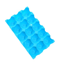 Plastic egg storage tray