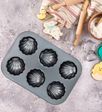 Non-stick mold for muffins and cupcakes