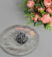 Stylish unisex beret winter cap for men and women, warm and trendy.