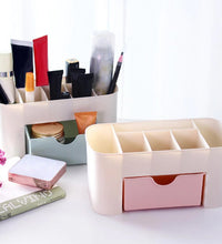 Compact and practical makeup cutlery box for home and travel use