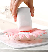 Flower-shaped portable soap dish holder