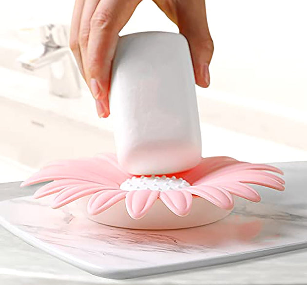 Flower-shaped portable soap dish holder