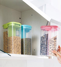 2-section airtight container for grains