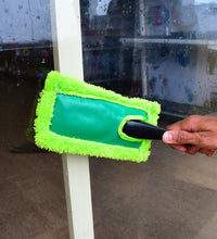 Large microfiber duster for car cleaning and dusting