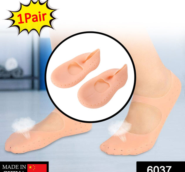 Anti-crack silicone gel socks for foot protection