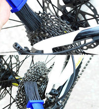 High-quality chain cleaner tool for bicycles and motorbikes