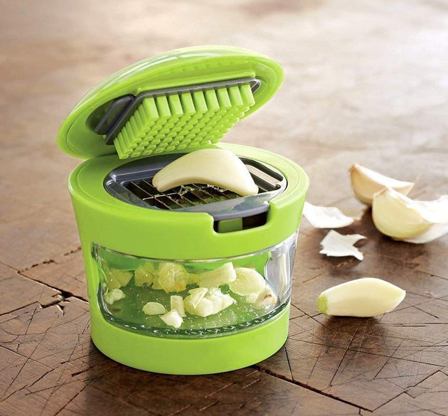 Ginger garlic crusher with handle for kitchen use