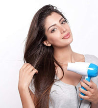 Lightweight foldable hair dryer with 2 speeds.