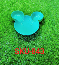 Divided Mickey-shaped plate for snacks