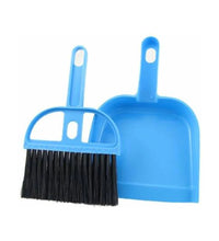 Compact and lightweight cleaning set for home use.