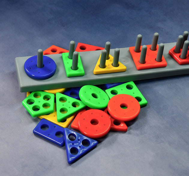 Geometric brick set with 5-angle matching column blocks for educational play