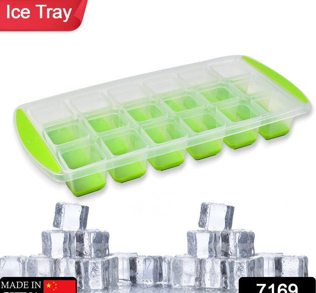 Stackable ice cube tray