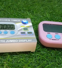 Big digit digital timer for kitchen use