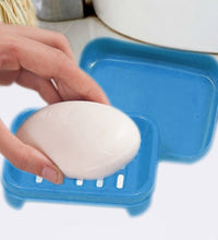 Plastic soap case with cover, prevents soap from becoming soggy.