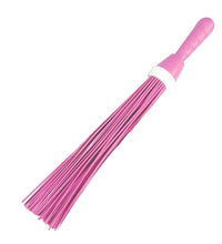 Efficient plastic broom for cleaning floors, effective on both wet and dry surfaces.