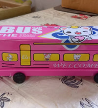 Bus-shaped pencil case with movable wheels, double decker.