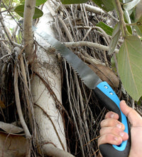 Pruning saw with high carbon steel blade for efficient branch cutting