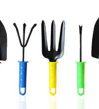 Gardening tool kit including multiple tools